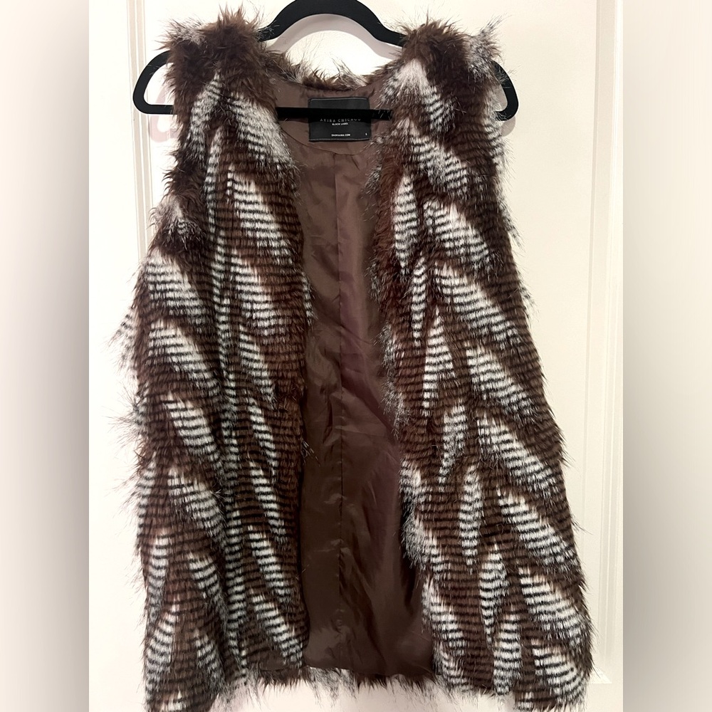 Akira Faux Fur Vest